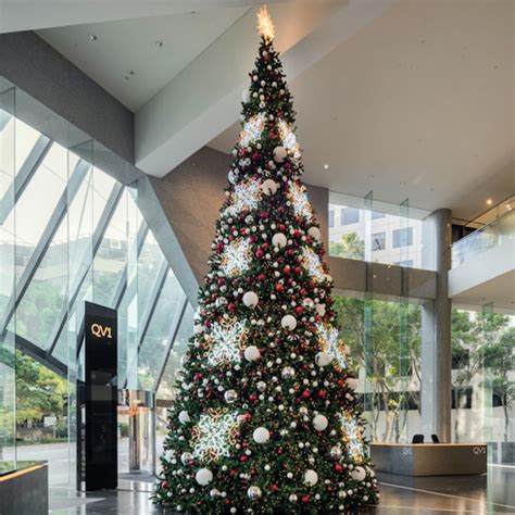 Majestic Giant Christmas Tree - Commercial Artificial Christmas Tree ...