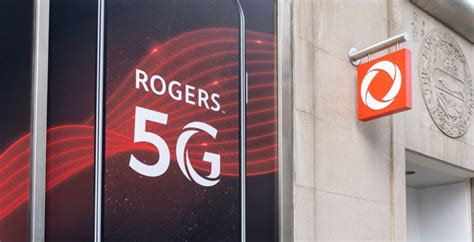 Rogers introduces cheap 5G phone plan for low-income Canadians | National