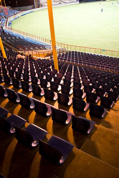 160 Cricket Stadium Night Fotografías De Stock Fotos E Imágenes Libres De Derechos Istock