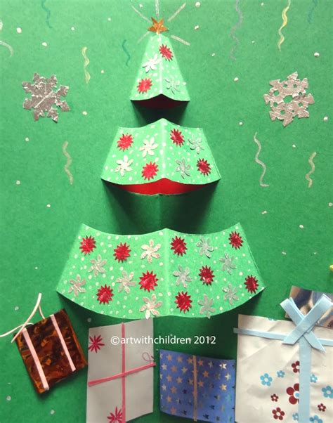 CHRISTMAS TREE POP-UP CARD