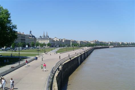 Les Quais