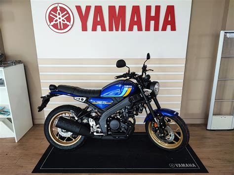 Moto YAMAHA XSR 125 Yamaha Blue DPBMC Neuve