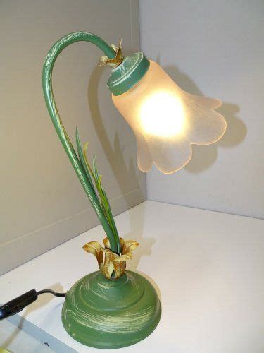 Lampe De Bureau Chevet Lampe A Poser M Tal Peint Fleurs Tulipe Verre