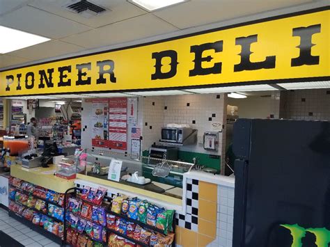 Deli Sandwich Shop | Pioneer Villa Truck Plaza