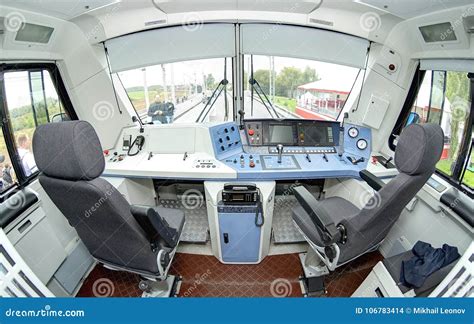 Moscow Sep18 2011 Modern New Passenger Electric Loco Ep20 Driver