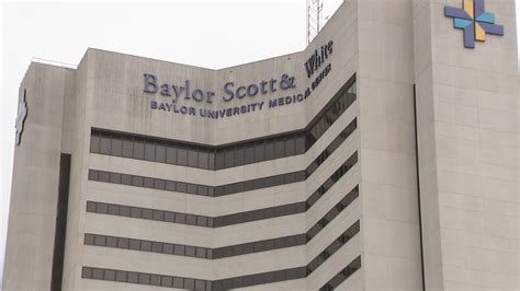 Baylor Scott & White sues COVID-19 vaccine skeptic Dallas doctor, demands he stop using its name ...