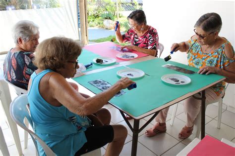 Dia Da Mulher FUMAS Realiza Oficina De Leques Para Idosas Do