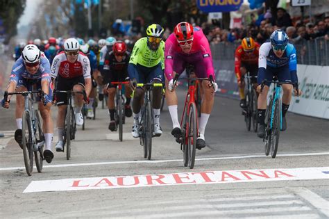 Tirreno Adriatico La Corsa Dei Due Mari Arriva Nelle Marche