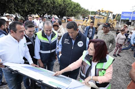 Entrega Gobernador más apoyos y obras en Valle de Santiago Boletines