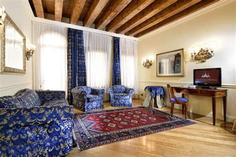 4-star Hotel St. Mark's Square Venice | Hotel Royal San Marco & Suites Venice Official Site