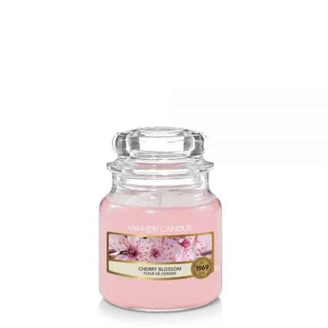 Cherry Blossom Yankee Candle Small Jar 104g Design 24 Ts