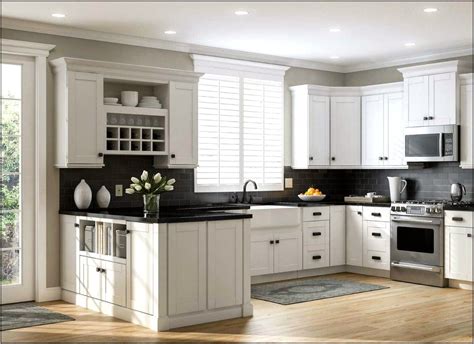 Shaker Cabinets Vs Raised Panel Cabinet Home Decorating Ideas