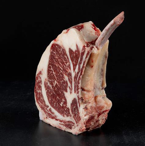 es la carne tomahawk  por  es  corte tan preciado