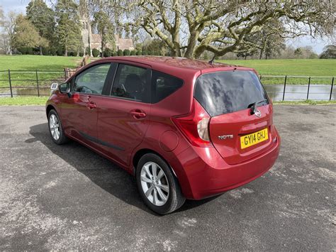 Nissan Note Dig S Tekna Hatchback Dr Petrol Cvt Euro S S