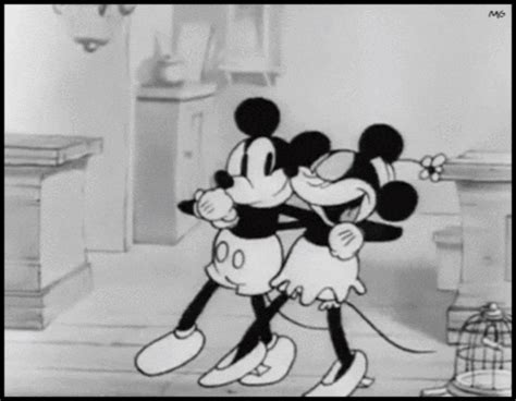 Mickey Mouse Dancing GIF - Find & Share on GIPHY