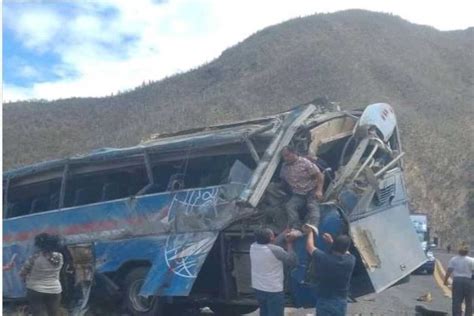 El Accidente Del Autob S Con Migrantes En Oaxaca Dej Muertos