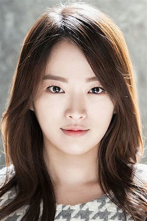 Chun Woo-hee - Biografía, mejores películas, series, imágenes y