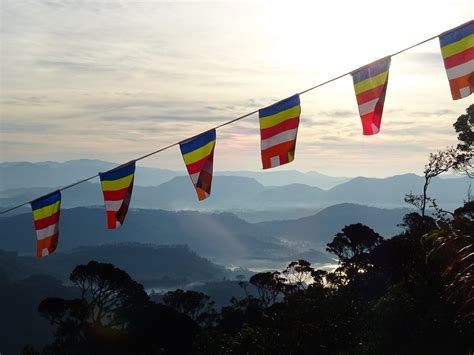 Everything You Need To Know About Climbing Adam S Peak Sri Lanka