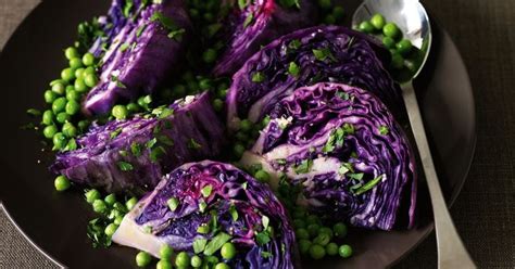 Braised red cabbage | Recipe | Braised red cabbage, Red cabbage recipes, Sunday roast dinner