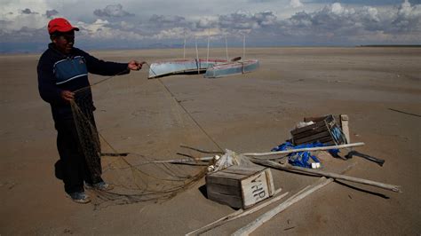 Bolivia's Lake Poopo has all but disappeared | Fox News