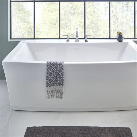 Townsend 68 X 36 Inch Freestanding Bathtub Center Drain With