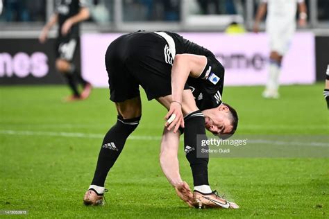 Dusan Vlahovic Of Juventus Fc Reacts About A Wrong Goal During The