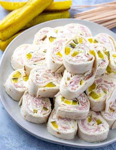 Easy Pinwheel Party Sandwiches You Ll Love Aleka S Get Together