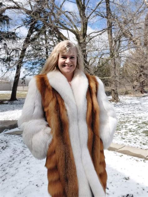 Pin By Boite Alettres On Fourrure In Fox Coat Fur Coat Fox