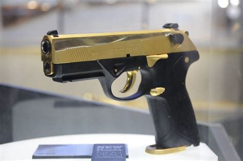 Колекційний пістолет Px4 Storm Deluxe від компанії Beretta