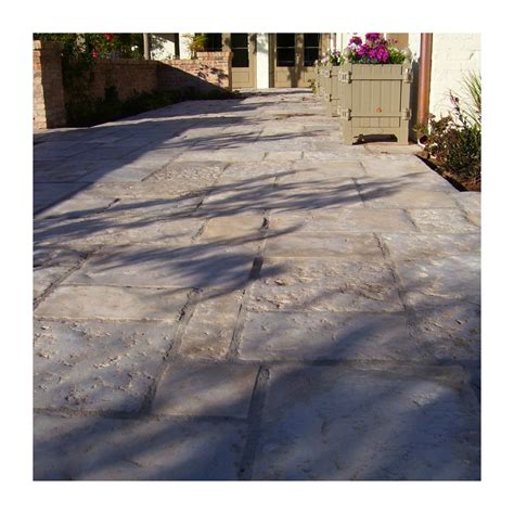 Touraine Random Ashlar Cut Reclaimed | CompasStone.com