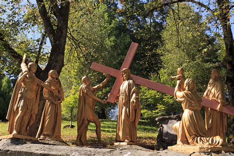 The Stations Of The Cross Sanctuaire Notre Dame De Lourdes