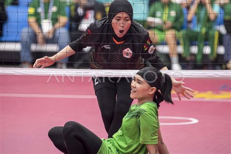 Final Sepak Takraw Ganda Putri Beregu Pon Papua Antara Foto