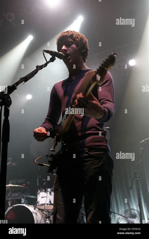 Alex Turner Arctic Monkeys 2007 Hi Res Stock Photography And Images Alamy