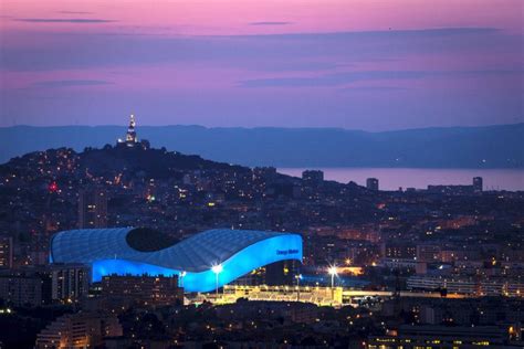 Marseille et l Orange Vélodrome accueilleront les finales des Coupes d