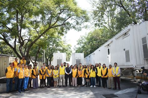 Salen Rumbo A Acapulco Brigadas De Salud Mil Insumos Y Unidades