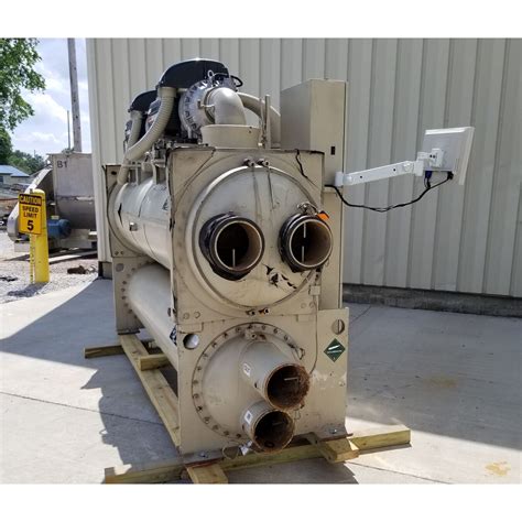 Used Daikin McQuay 250 Ton Centrifugal Magnetic Bearing Water Chiller