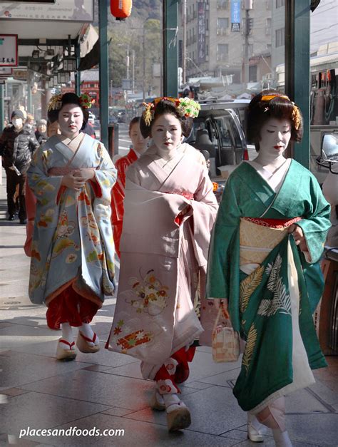 Geisha And Maiko In Gion Kyoto