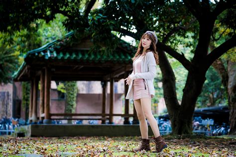 Wallpaper Asian Model Brunette Long Hair Jacket Berets Trees