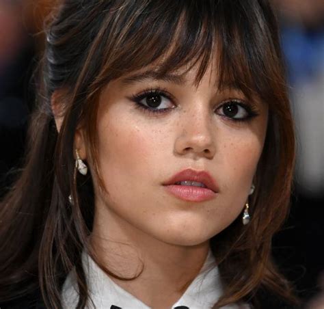 Jenna Ortega No Elenco Data De Estreia De Os Fantasmas Se Divertem