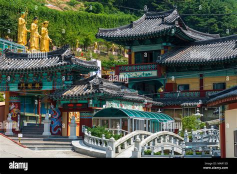 Buddhist Temple In Busan Hi Res Stock Photography And Images Alamy