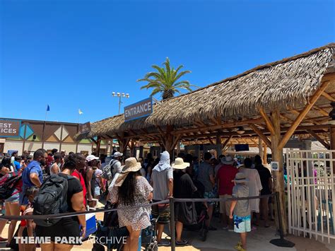 Entrance at Schlitterbahn Galveston Island | Theme Park Archive