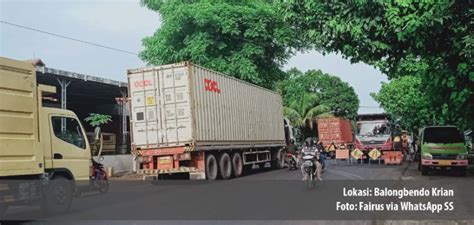 Exit Tol Waru Balongbendo Kedungcowek Deket Lamongan Dan Blega