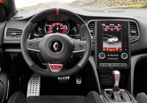 Foto Renault Megane R S Interni Patentati