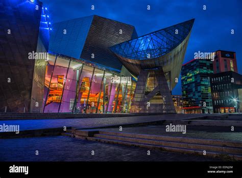 The Lowry, Salford Quays Stock Photo - Alamy