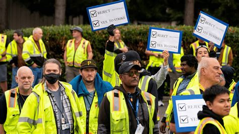 Spirit To Start Furloughs In Weeks Amid Boeing Strike Report