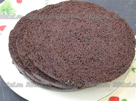 Шоколадный торт с вишней и взбитыми сливками: 15 фото в рецепте