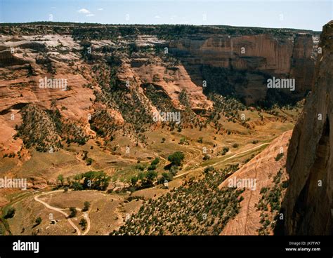 View Se From Mummy Cave Overlook Into Canyon Del Muerto Canyon Of The