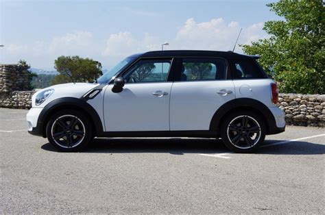 Troc Echange MINI COUNTRYMAN COOPER SD 143 PACK RED HOT CHILI BVA Sur France Troc