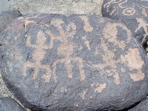 Painted Rock Petroglyphs The Painted Rock Petroglyphs Are Flickr