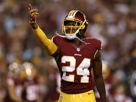 Giants Receiver Victor Cruz Mocks Cornerback Josh Norman Over His